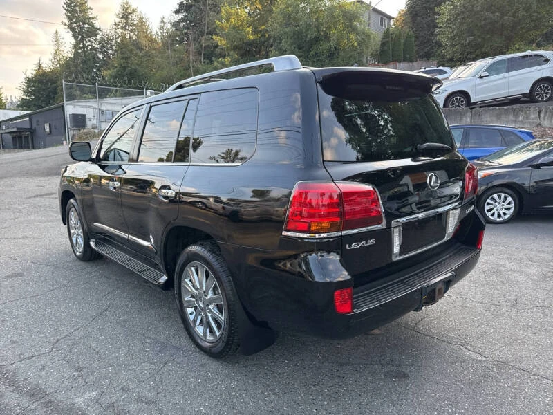 2009 Lexus LX 3rd Gen - Image 2 of 19