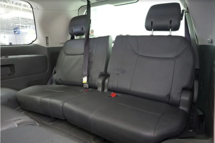 2009 Lexus LX 3rd Gen - Image 9 of 11