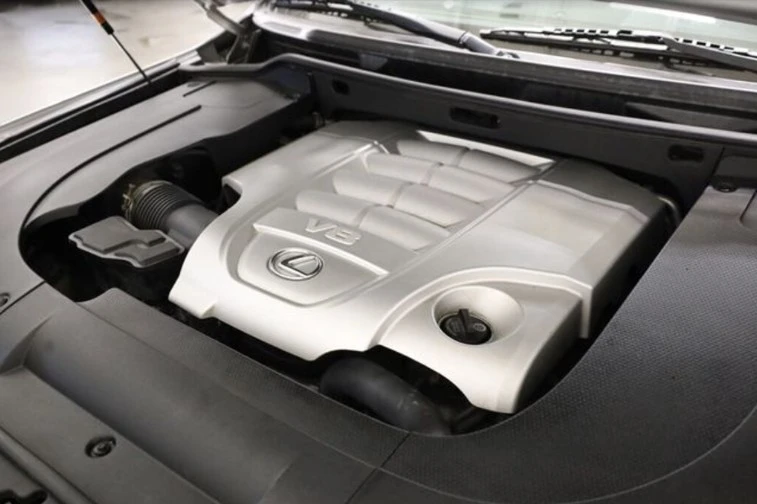 2009 Lexus LX 3rd Gen - Image 3 of 11