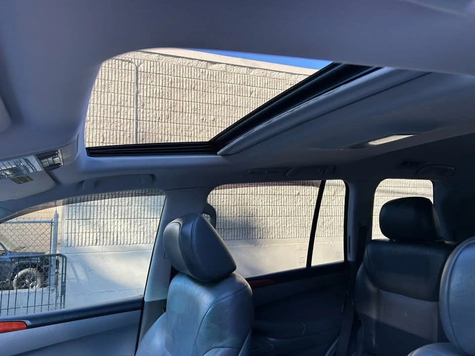 2009 Lexus LX 3rd Gen - Image 9 of 20