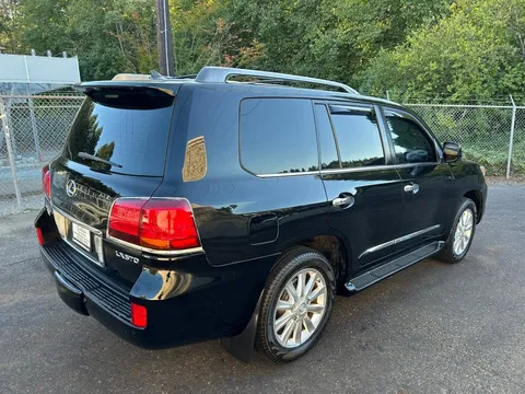 2009 Lexus LX 3rd Gen - Image 4 of 20