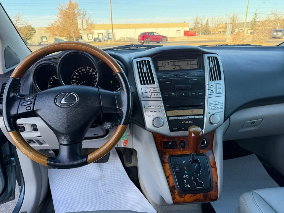 2009 Lexus RX 3rd Gen - Image 11 of 13