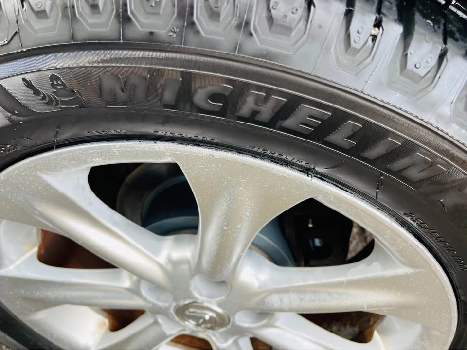 2009 Lexus RX 3rd Gen - Image 3 of 15