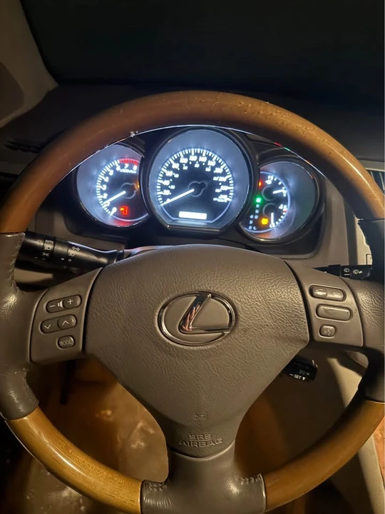 2009 Lexus RX 3rd Gen - Image 6 of 8