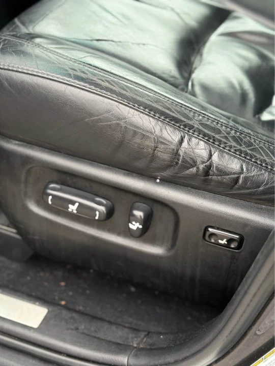 2009 Lexus RX 3rd Gen - Image 9 of 12