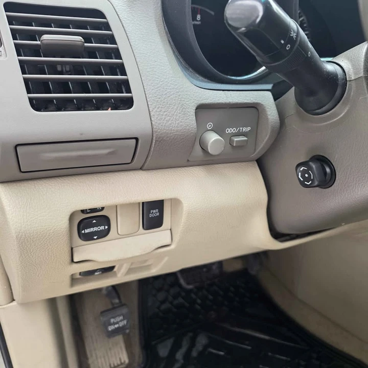 2009 Lexus RX 2nd Gen - Image 10 of 10