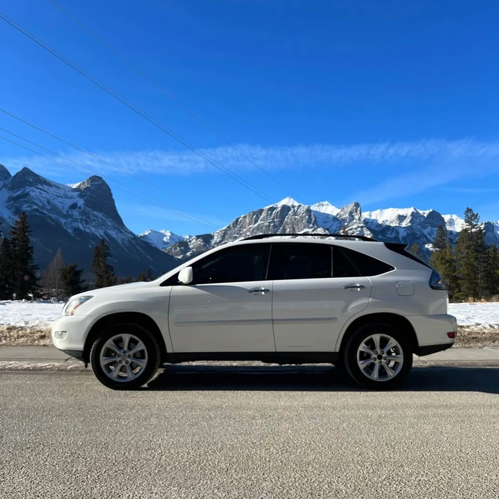 2009 Lexus RX 3rd Gen - Image 5 of 13