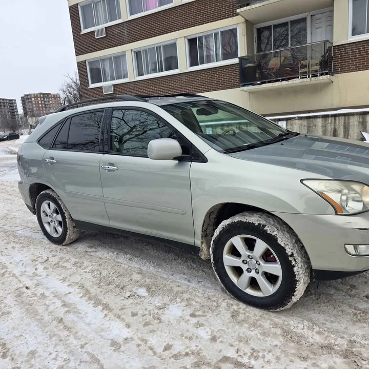 2009 Lexus RX 2nd Gen - Image 2 of 10