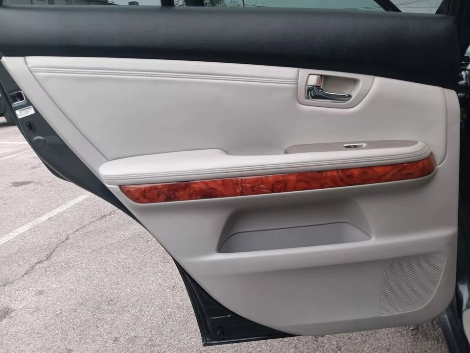 2009 Lexus RX 3rd Gen - Image 11 of 20