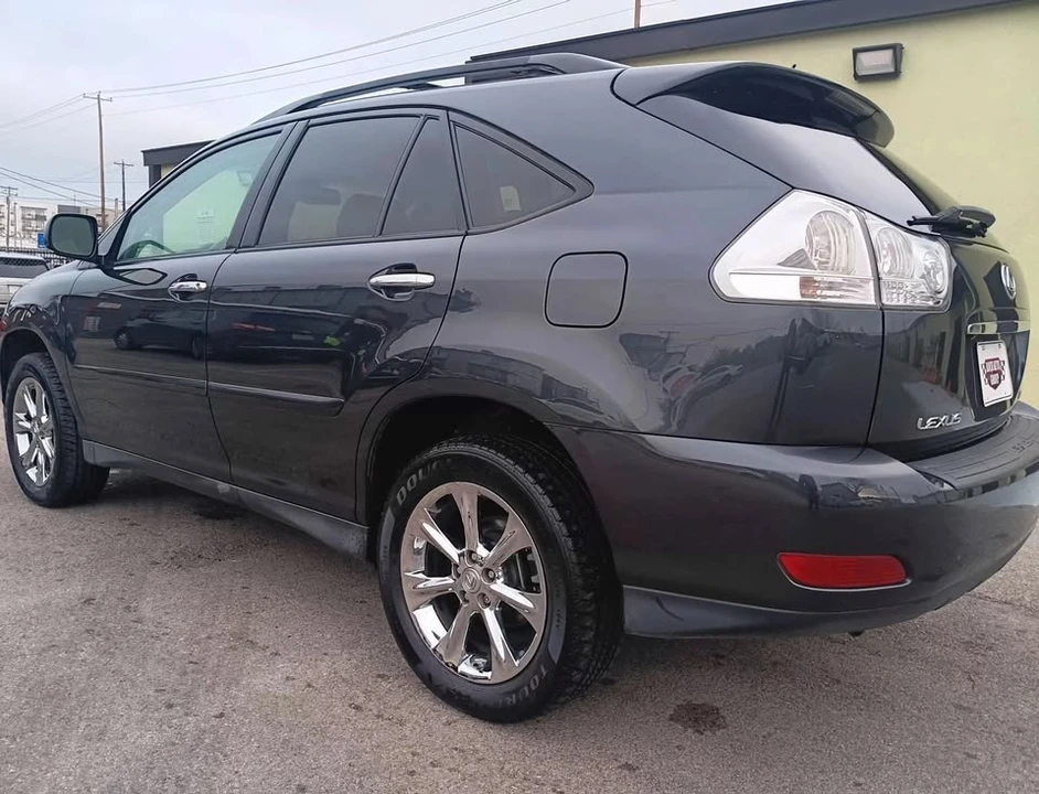 2009 Lexus RX 3rd Gen - Image 3 of 20