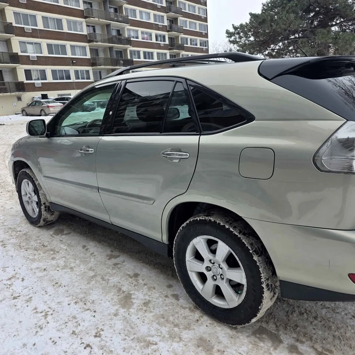 2009 Lexus RX 2nd Gen - Image 4 of 10