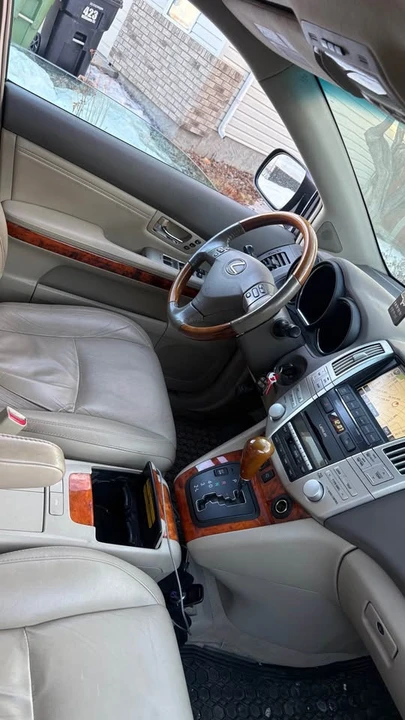 2009 Lexus RX 2nd Gen - Image 7 of 8