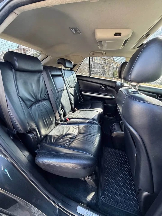 2009 Lexus RX 2nd Gen - Image 8 of 13