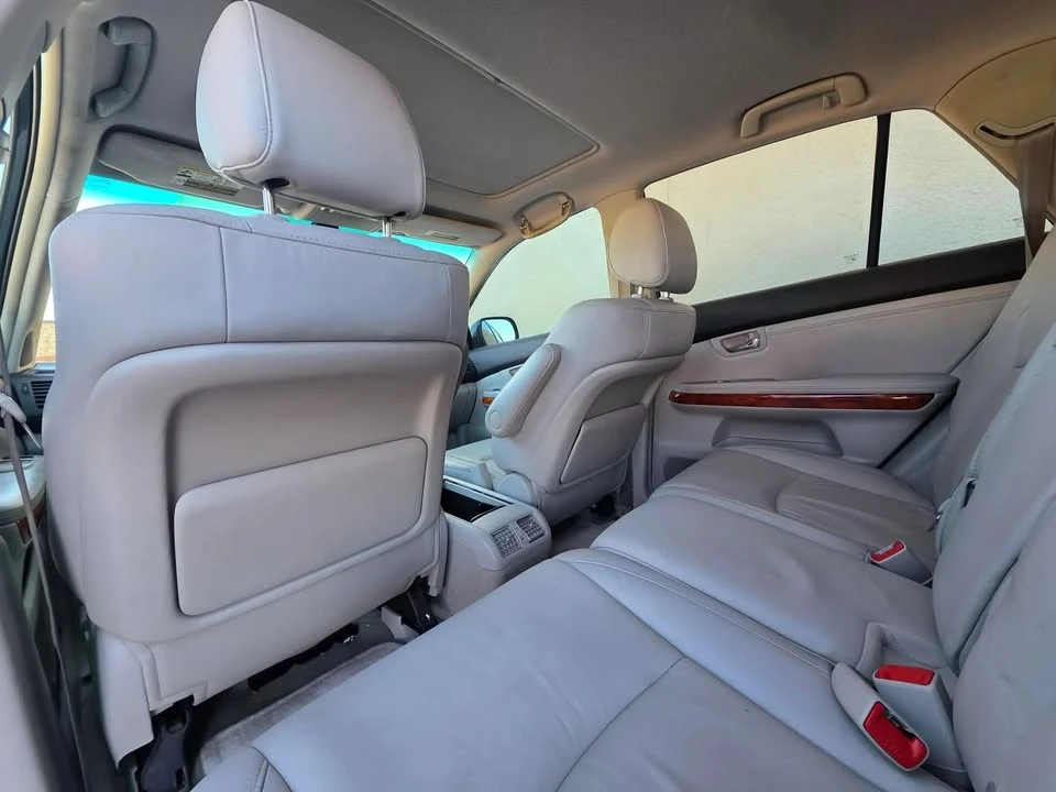 2009 Lexus RX 2nd Gen - Image 13 of 20