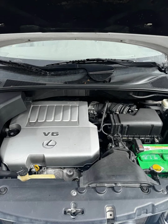 2009 Lexus RX 2nd Gen - Image 8 of 9
