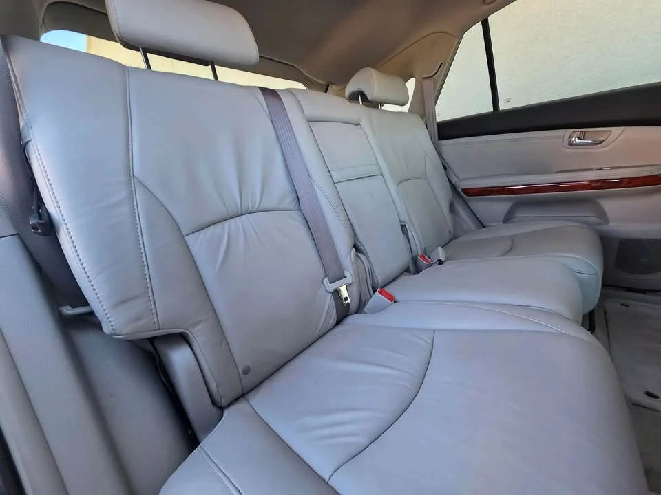 2009 Lexus RX 2nd Gen - Image 16 of 20