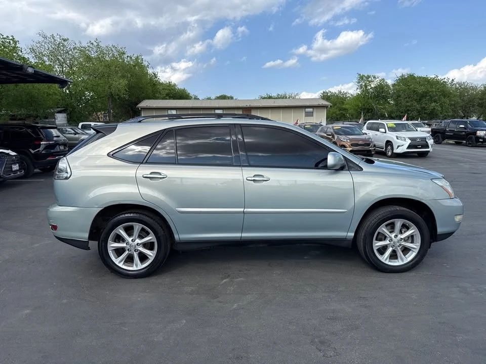 2009 Lexus RX 2nd Gen - Image 2 of 16