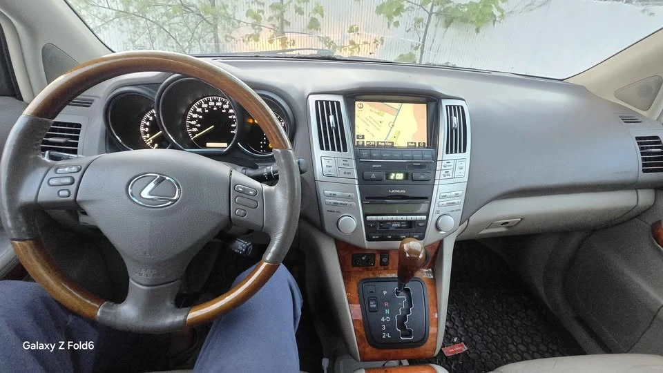 2009 Lexus RX 2nd Gen - Image 14 of 15