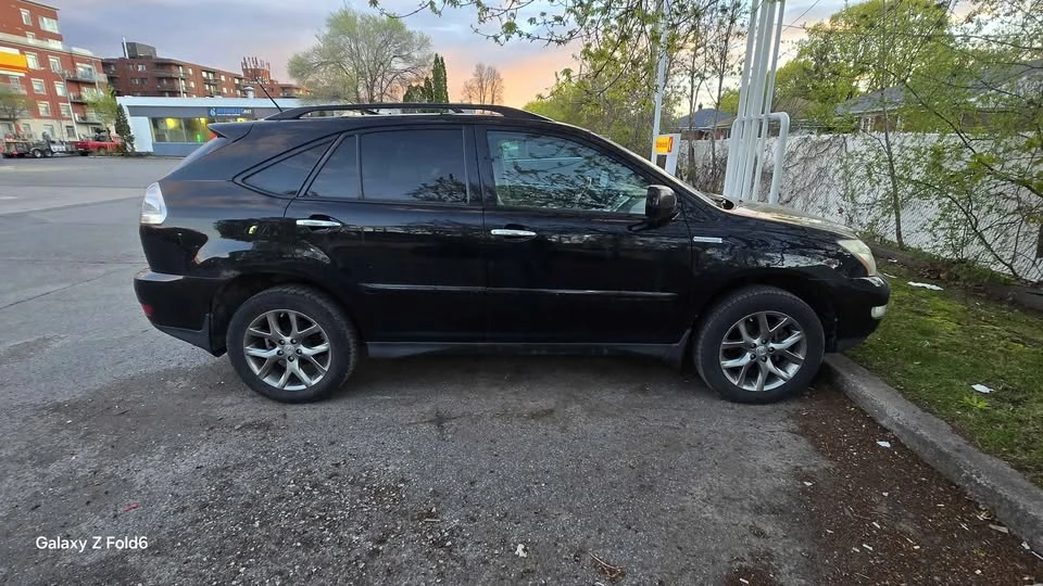 2009 Lexus RX 2nd Gen - Image 4 of 15