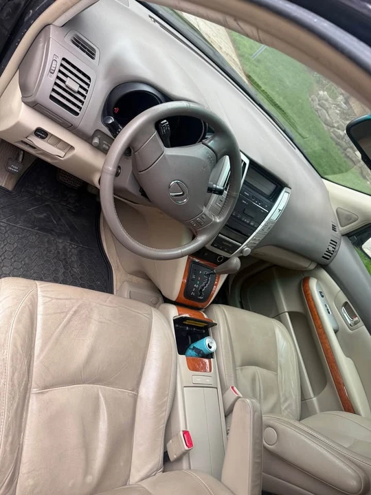 2009 Lexus RX 2nd Gen - Image 10 of 10