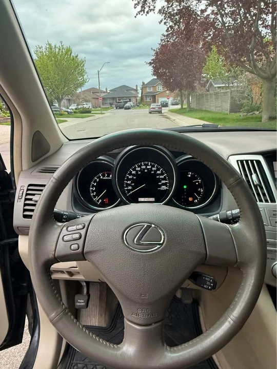 2009 Lexus RX 2nd Gen - Image 6 of 10