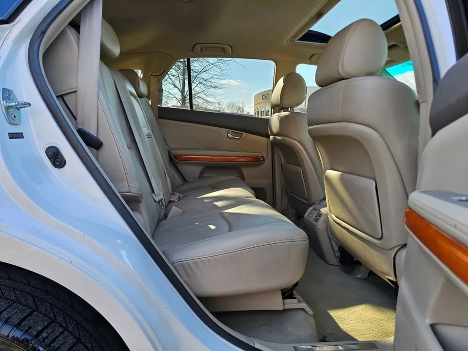 2009 Lexus RX 2nd Gen - Image 12 of 15