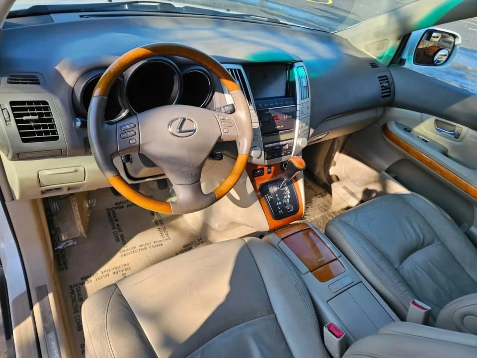 2009 Lexus RX 2nd Gen - Image 8 of 15