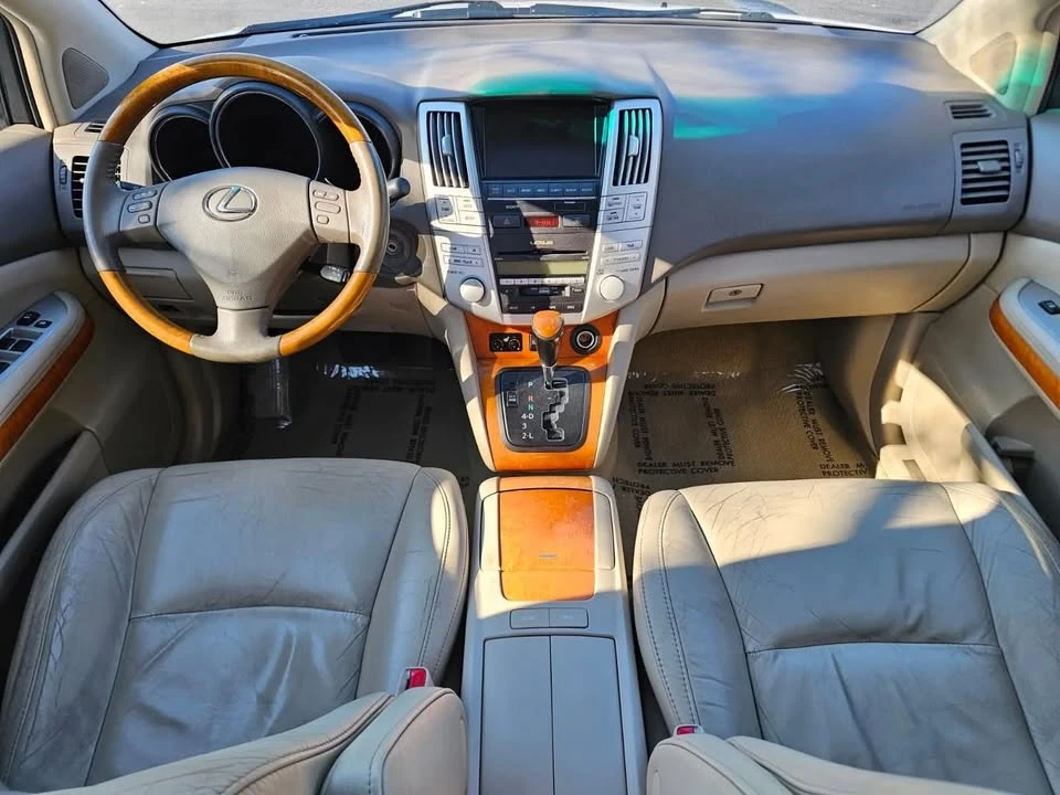 2009 Lexus RX 2nd Gen - Image 9 of 15