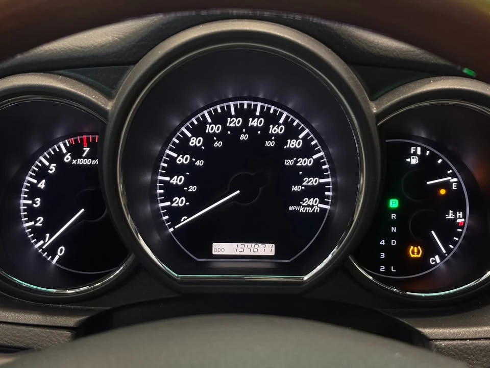 2009 Lexus RX 2nd Gen - Image 8 of 10