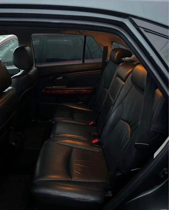 2009 Lexus RX 2nd Gen - Image 6 of 7