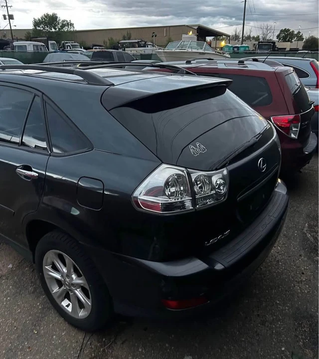 2009 Lexus RX 2nd Gen - Image 3 of 7