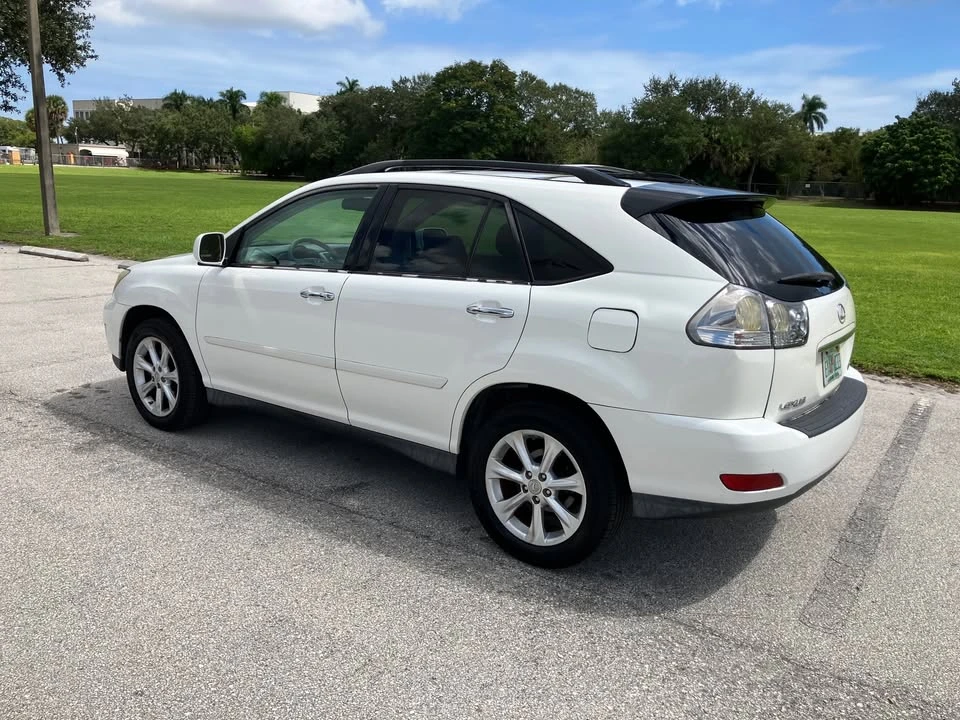 2009 Lexus RX 3rd Gen - Image 3 of 10