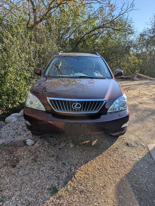 2009 Lexus RX 2nd Gen - Image 2 of 4