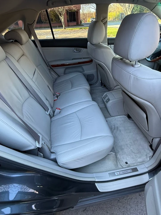 2009 Lexus RX 3rd Gen - Image 10 of 15