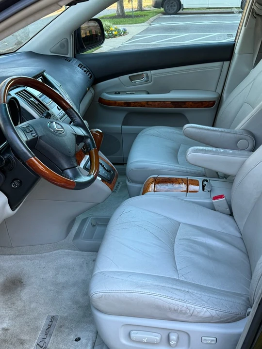 2009 Lexus RX 3rd Gen - Image 8 of 15