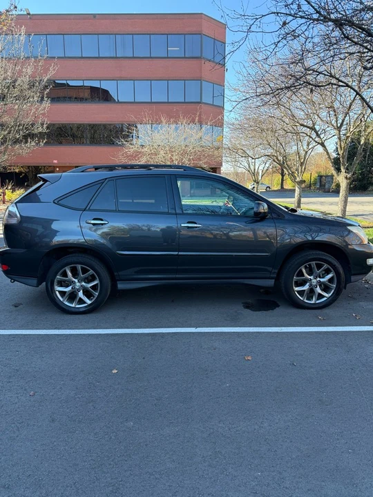 2009 Lexus RX 3rd Gen - Image 2 of 15