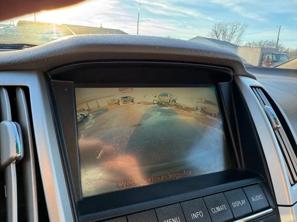 2009 Lexus RX 3rd Gen - Image 16 of 19