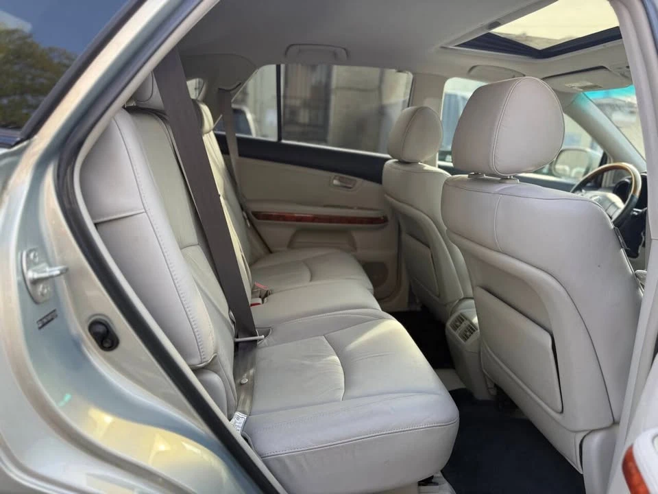 2009 Lexus RX 3rd Gen - Image 10 of 16