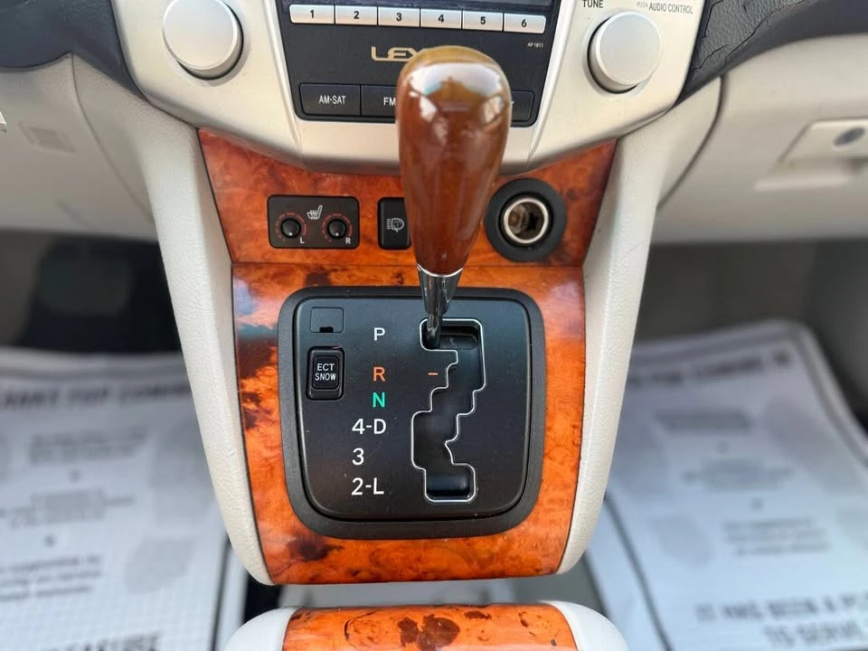 2009 Lexus RX 3rd Gen - Image 14 of 16