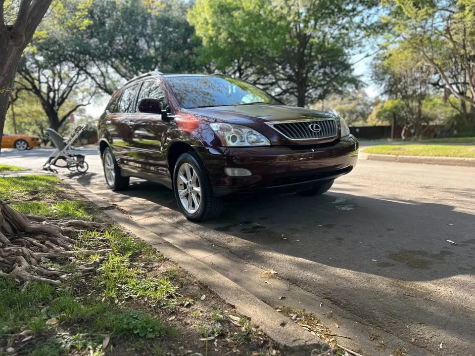 2009 Lexus RX 2nd Gen - Image 13 of 18