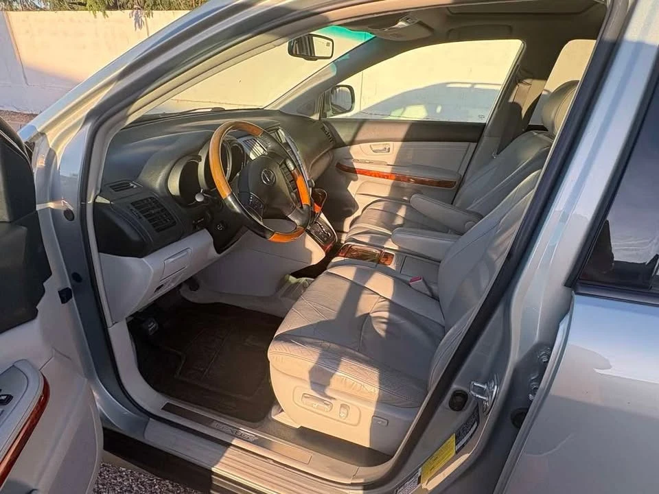 2009 Lexus RX 2nd Gen - Image 12 of 20