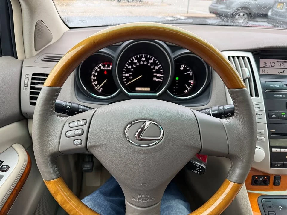 2009 Lexus RX 2nd Gen - Image 13 of 20