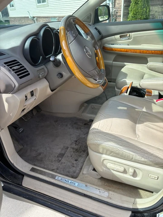2009 Lexus RX 2nd Gen - Image 13 of 16