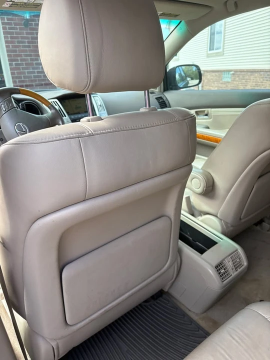 2009 Lexus RX 2nd Gen - Image 10 of 16