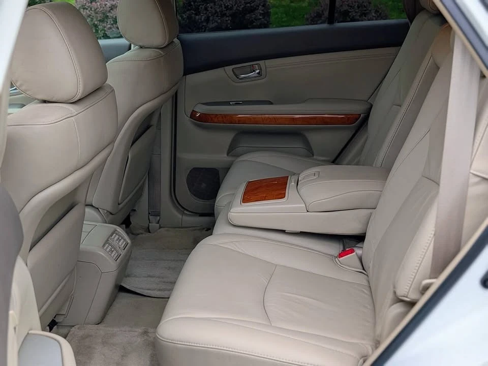 2009 Lexus RX 2nd Gen - Image 12 of 20