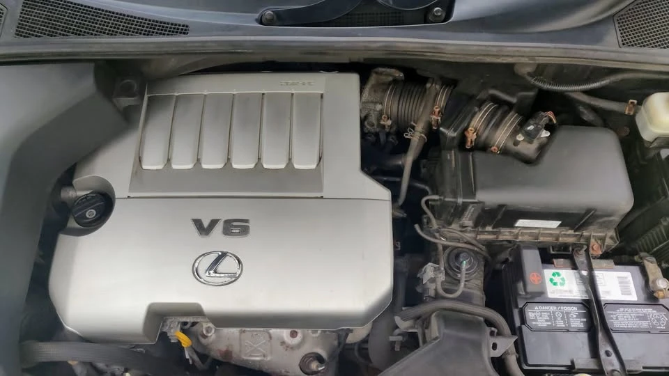 2009 Lexus RX 2nd Gen - Image 13 of 19