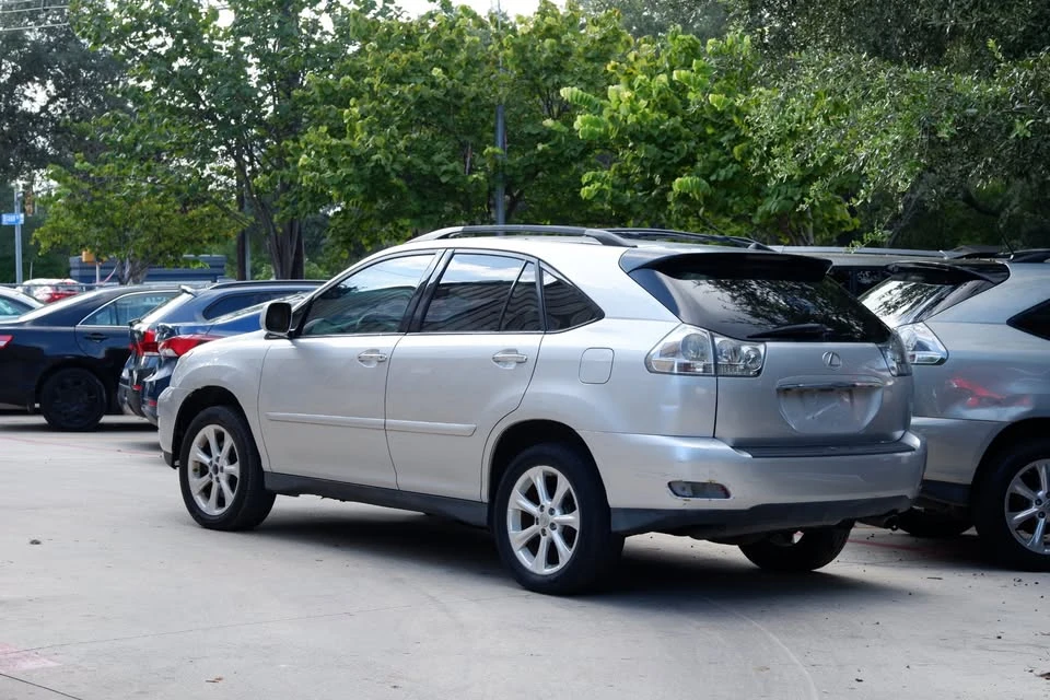 2009 Lexus RX 3rd Gen - Image 4 of 20
