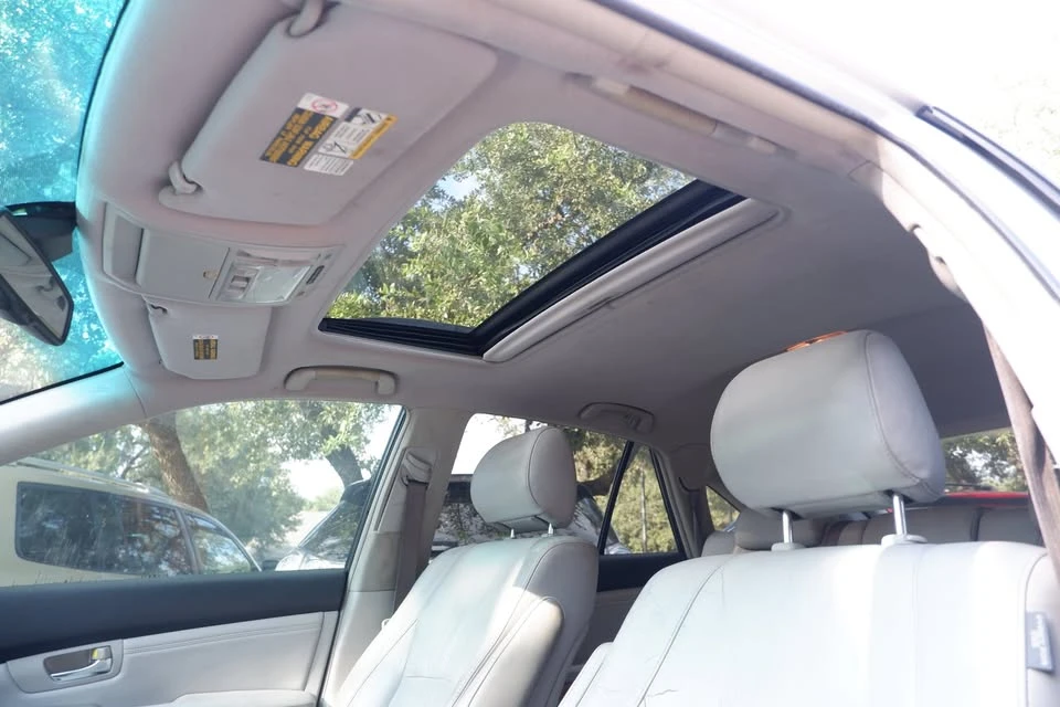 2009 Lexus RX 3rd Gen - Image 8 of 18