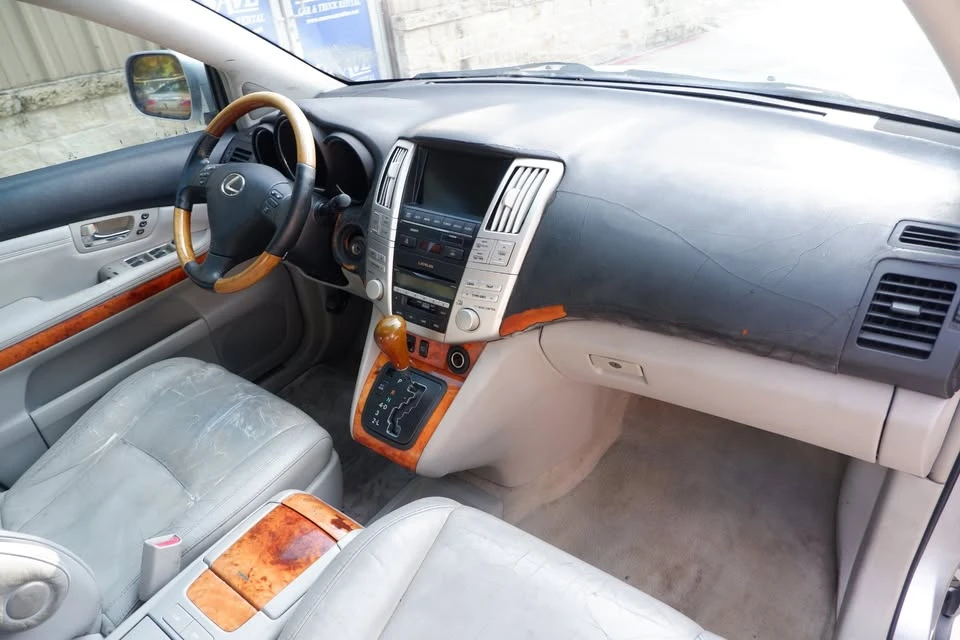 2009 Lexus RX 3rd Gen - Image 15 of 18