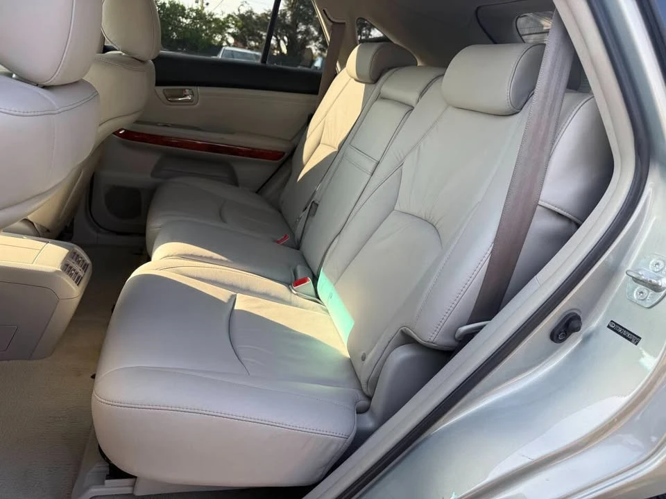 2009 Lexus RX 2nd Gen - Image 10 of 20